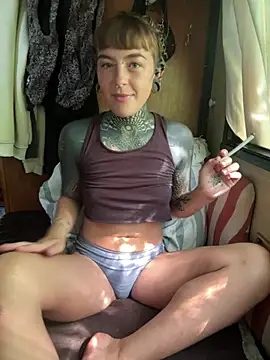 Snapshot of HornyHippy1 chatting on June 28, 2026, 8:53 am HornyHippy1 online show from June 28, 2026, 8:53 am