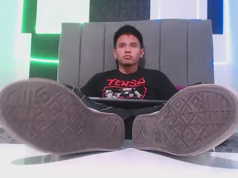 adonis latin 19 online show from April 24, 2026, 7:27 pm