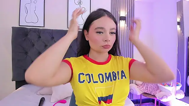 Lizeth Vega online show from May 23, 2026, 6:23 pm