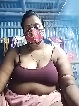 V-Hot-sweet-V online show from March 25, 2026, 6:58 pm