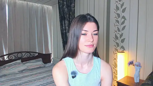 Snapshot of JulissaLipoma chatting on July 10, 2026, 7:34 am JulissaLipoma online show from July 10, 2026, 7:34 am