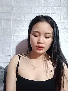 Akile80 online show from May 30, 2026, 3:31 pm
