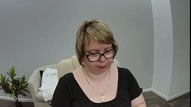Snapshot of BonnnyBoobsy chatting on July 19, 2026, 6:11 pm BonnnyBoobsy online show from July 19, 2026, 6:11 pm