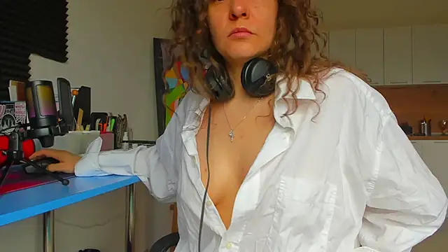 RubyIgnys online show from April 19, 2026, 10:36 am