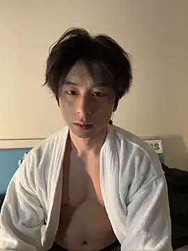 kissbaby-111 online show from April 8, 2026, 9:53 am