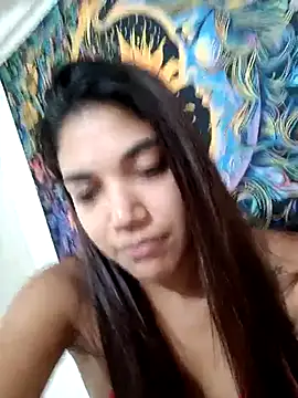 isabellahofmann online show from May 7, 2026, 8:36 pm