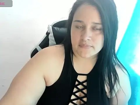 Snapshot of Atenea_19_ chatting on April 7, 2026, 6:08 pm Atenea 19 online show from April 7, 2026, 6:08 pm