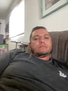 HOTB0Y18 online show from June 3, 2026, 10:15 pm