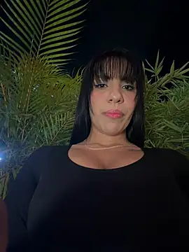 MonserratJons01 online show from May 8, 2026, 12:27 am
