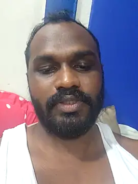 Snapshot of singletamilguy chatting on April 5, 2026, 12:13 pm singletamilguy online show from April 5, 2026, 12:13 pm