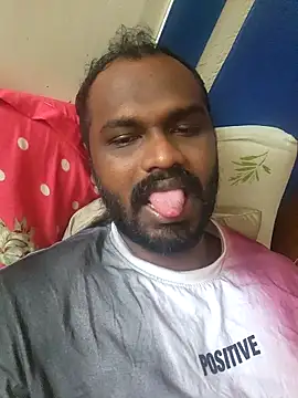 Snapshot of singletamilguy chatting on April 10, 2026, 6:40 am singletamilguy online show from April 10, 2026, 6:40 am