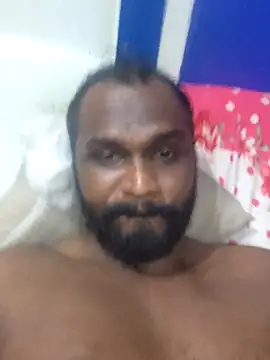 Snapshot of singletamilguy chatting on April 15, 2026, 5:42 pm singletamilguy online show from April 15, 2026, 5:42 pm