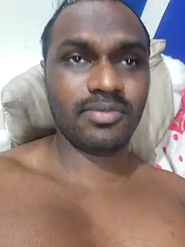 Snapshot of singletamilguy chatting on April 17, 2026, 7:28 pm singletamilguy online show from April 17, 2026, 7:28 pm