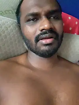Snapshot of singletamilguy chatting on May 6, 2026, 7:35 am singletamilguy online show from May 6, 2026, 7:35 am