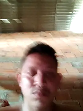 zoi2324 online show from April 12, 2026, 5:51 pm