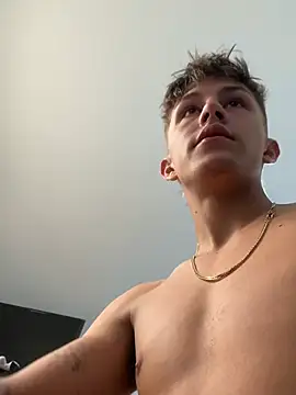 Snapshot of Mateo_savage chatting on July 1, 2026, 3:56 pm Mateo savage online show from July 1, 2026, 3:56 pm
