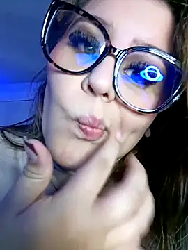 Bonny rousse01 online show from May 8, 2026, 12:10 pm