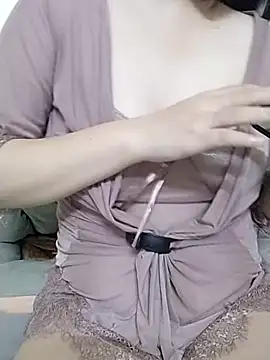 Snapshot of Man_Cheryy chatting on May 24, 2026, 5:18 pm Man Cheryy online show from May 24, 2026, 5:18 pm