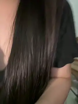 Snapshot of Mymy_miu chatting on May 6, 2026, 1:49 pm Mymy miu online show from May 6, 2026, 1:49 pm