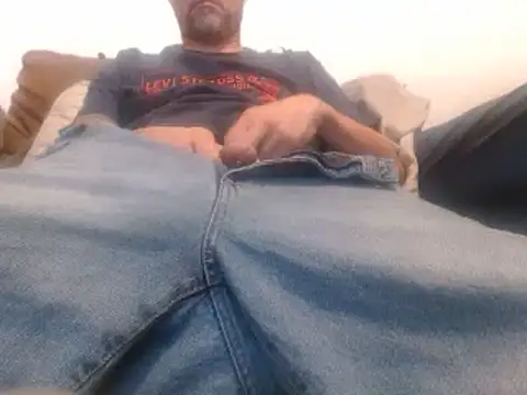Snapshot of MrDontRush chatting on June 6, 2026, 1:21 am MrDontRush online show from June 6, 2026, 1:21 am