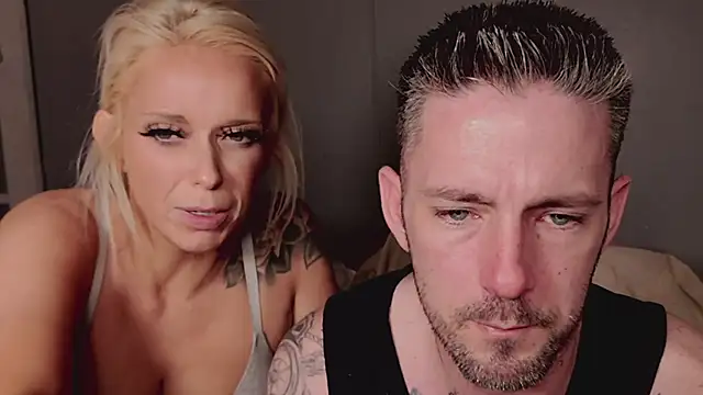 SkylarrGrey online show from April 13, 2026, 3:01 am