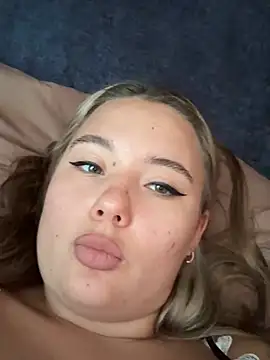 Snapshot of Mrs_Lust chatting on March 27, 2026, 5:57 am Mrs Lust online show from March 27, 2026, 5:57 am