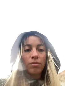 Sexyandtiny online show from March 19, 2026, 5:50 pm