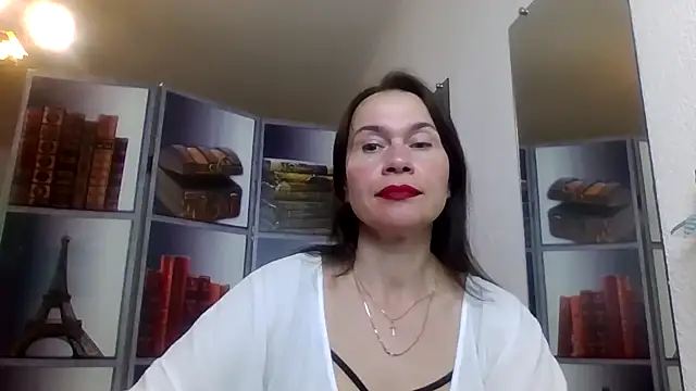 Selena Moo online show from April 25, 2026, 8:39 am