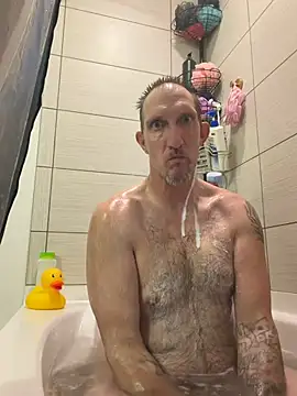 Snapshot of bilateralBKamputee chatting on March 20, 2026, 5:01 am bilateralBKamputee online show from March 20, 2026, 5:01 am