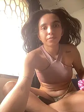 Snapshot of Blowjob-Queen_ chatting on June 18, 2026, 2:10 pm Blowjob-Queen online show from June 18, 2026, 2:10 pm