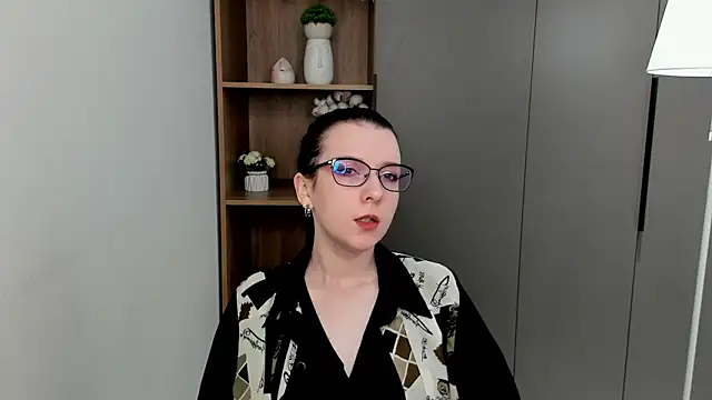 Snapshot of IsaSantella chatting on March 21, 2026, 10:20 am IsaSantella online show from March 21, 2026, 10:20 am