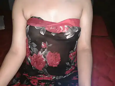 Snapshot of urvashi_rai chatting on May 27, 2026, 8:22 am urvashi rai online show from May 27, 2026, 8:22 am