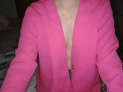 Snapshot of urvashi_rai chatting on June 13, 2026, 11:41 am urvashi rai online show from June 13, 2026, 11:41 am
