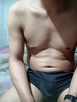 Sutinh85 online show from April 12, 2026, 2:27 am