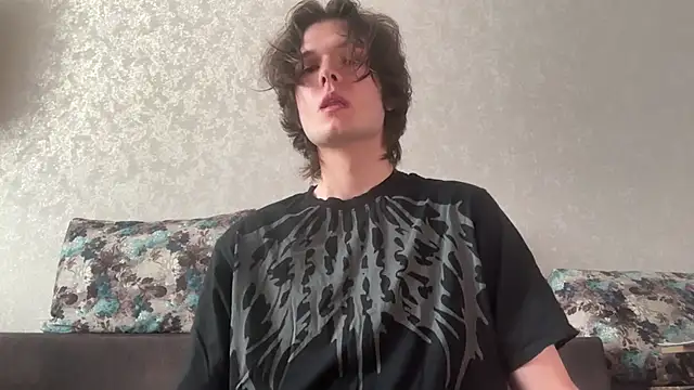 tomasdickpick online show from June 15, 2026, 7:32 am