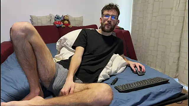 SoloUno0 online show from April 25, 2026, 5:10 pm