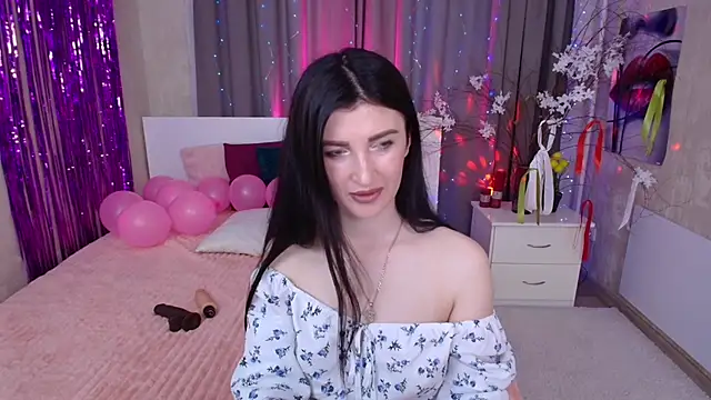 Snapshot of EvelinCuper_ chatting on June 28, 2026, 5:35 am EvelinCuper online show from June 28, 2026, 5:35 am