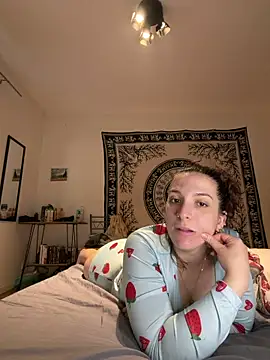 Snapshot of georginamoor chatting on April 13, 2026, 3:50 pm georginamoor online show from April 13, 2026, 3:50 pm