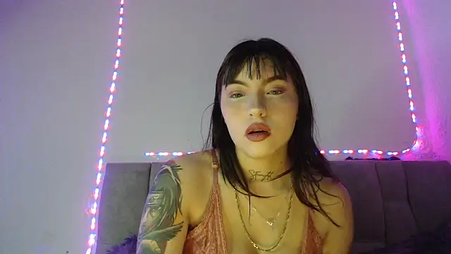 Snapshot of Val_Time chatting on June 26, 2026, 6:56 pm Val Time online show from June 26, 2026, 6:56 pm