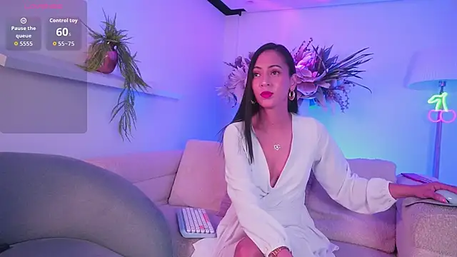 Mia patrick1 online show from April 24, 2026, 11:34 am