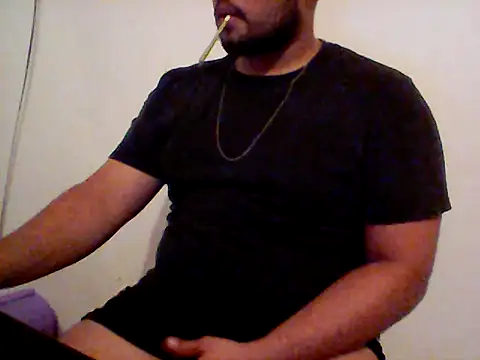 Derick 013 online show from May 10, 2026, 1:00 am