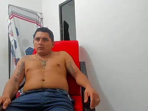 Snapshot of danisttar chatting on March 22, 2026, 7:39 pm danisttar online show from March 22, 2026, 7:39 pm