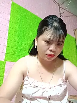Dumi 009 online show from May 13, 2026, 11:18 am