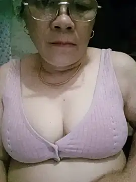 Snapshot of Funsexy1 chatting on May 31, 2026, 8:43 pm Funsexy1 online show from May 31, 2026, 8:43 pm
