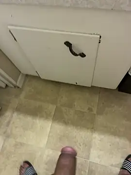 shortdawg70 online show from March 28, 2026, 2:44 am