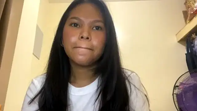 CorrinaThach online show from March 23, 2026, 2:37 am