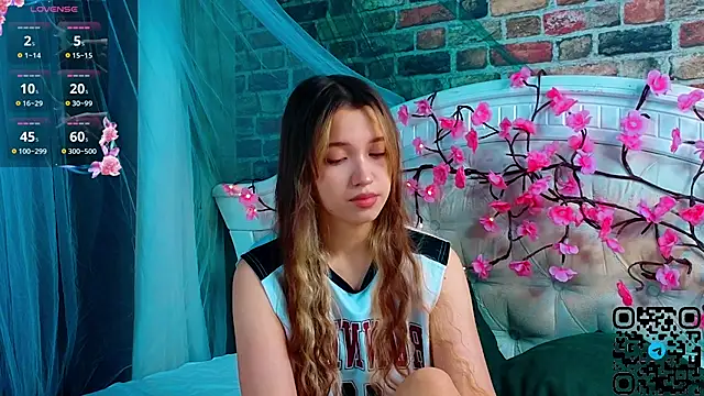 AnnaBerrys online show from June 19, 2026, 7:12 am