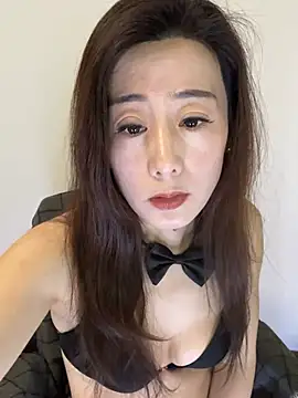 summer202632 online show from April 18, 2026, 10:41 am