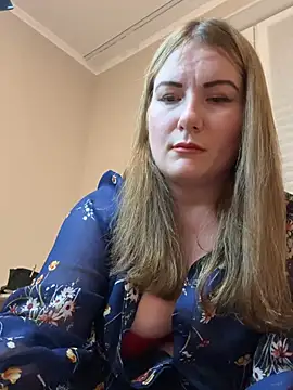 Snapshot of Susan_Wright chatting on July 16, 2026, 11:00 pm Susan Wright online show from July 16, 2026, 11:00 pm