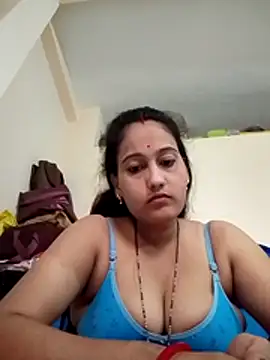 Snapshot of Sexi_roovi chatting on July 17, 2026, 7:04 am Sexi roovi online show from July 17, 2026, 7:04 am